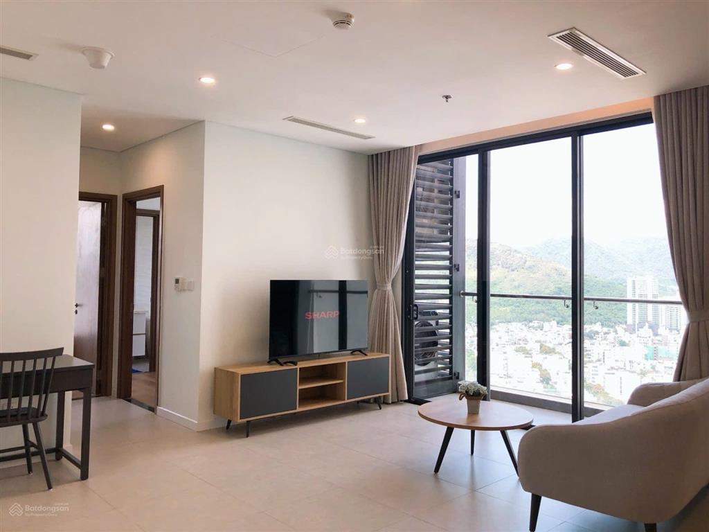 Bán căn 2 phòng ngủ view biển tầng cao, đang cho thuê thu về 17 triệu/tháng 0901 383 ***