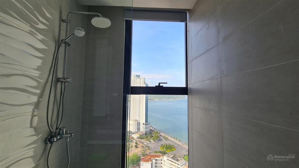 Bán căn 2 phòng ngủ view biển, giá 3.7 tỷ, 0901 383 ***