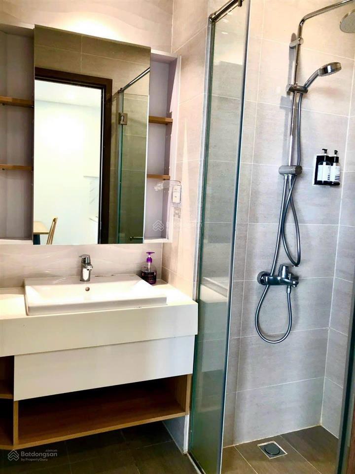 Bán căn góc phố 1 phòng ngủ riêng biệt, 45m2 đang cho thuê 12.5tr/thang giá 2.9 tỷ