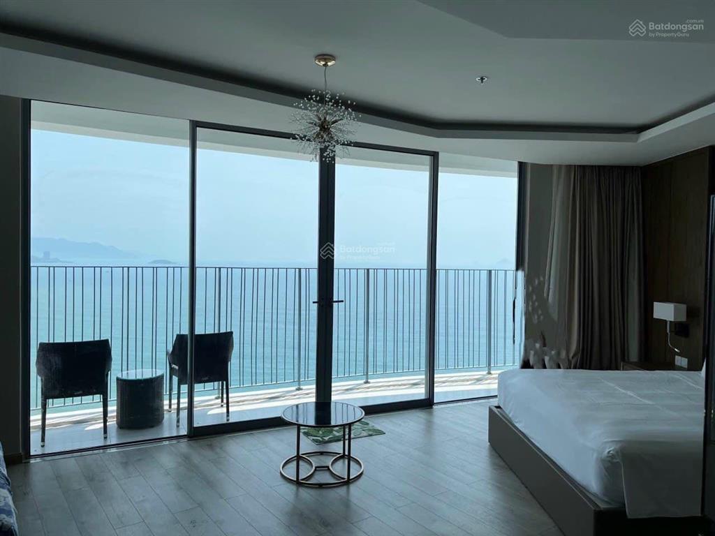 Bán lỗ sâu căn xéo biển 2.550 tỷ,  0901 383 ***