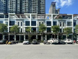 Bán nhà phố vịnh đảo sky oasis ecopark, 2 mặt tiền, đường rộng 30m, đối diện sảnh chung cư