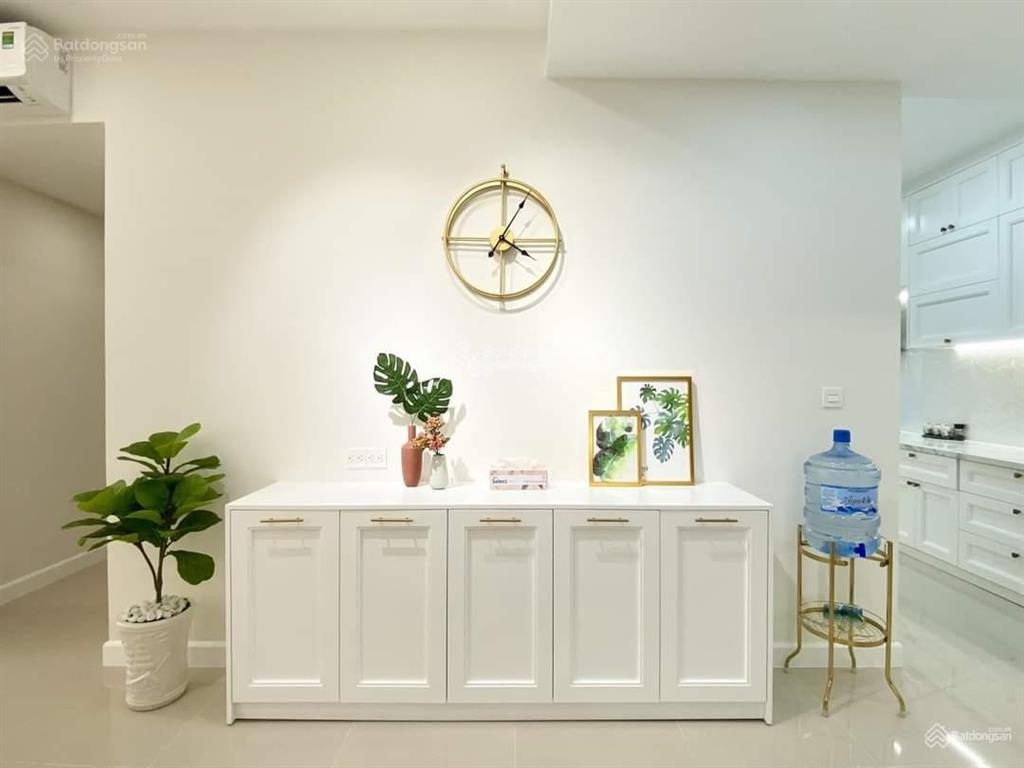 Chính chủ cần bán gấp chcc the prince 83m2 2pn 2wc giá 7.6 tỷ  0938 389 *** gặp thanh sổ