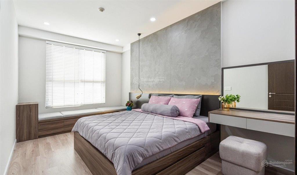 Chính chủ cần bán gấp chcc the prince 83m2 2pn 2wc giá 7.6 tỷ  0938 389 *** gặp thanh sổ