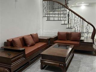 Bán gấp nhà thái thịnh, lô góc, kinh doanh nhỏ. dt33m,5tầng, giá 6.8 tỷ.