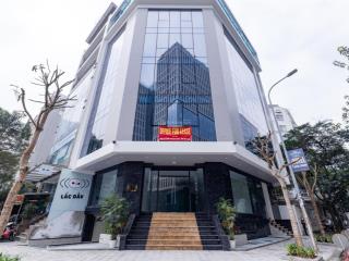 Cho thuê nhà lô góc phố tố hữu, hà đông 200m, 7t, 1h, mt 30m nhà mới kd, showroom đẹp giá 140tr/th