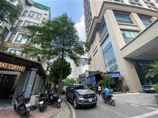 Cho thuê nhà siêu phẩm lô góc mặt phố cự lộc thanh xuân, dt 120m2 6t thông sàn kd mọi mô hình 70tr