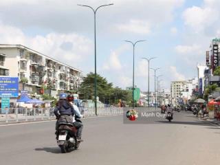 Mặt tiền dương quảng hàm, 3 tầng, dct 20tr/tháng, sát ngã tư giao phạm huy thông