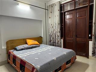 Bán Nhà Phân Lô Quân Đội Hoàng Văn Thái cách phố 70m DT:32M X 5T