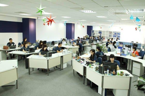 Cần cho thuê 150m2 làm văn phòng tại phố lê văn lương, hà nội