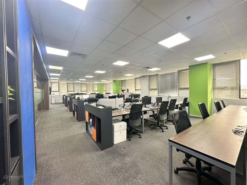 Bán quản lý dự án cần cho thuê 215m2 giá 40 tr/th full dịch vụ mặt phố tôn thất thuyết
