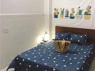 Cho thuê phòng ban công lê văn sỹ, full nội thất, giờ giấc tự do