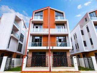 Bán biệt thự tại the crown  vinhomes ocean park 3, giá chỉ nhỉnh 110tr/m2 đất