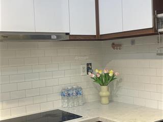 Chính chủ bán 2pn2wc galaxy 9 có sổ hồng q4
