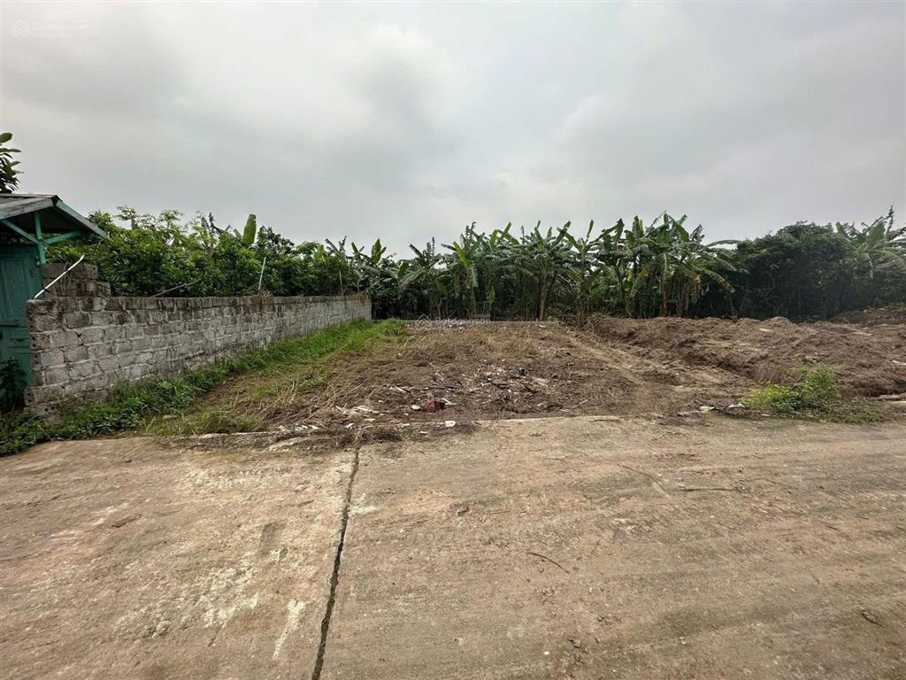 Đấu giá 180m2, mt=hậu=10m đông kết, khoái châu, hưng yên, sát nghỉ dưỡng trum. 0971 320 ***
