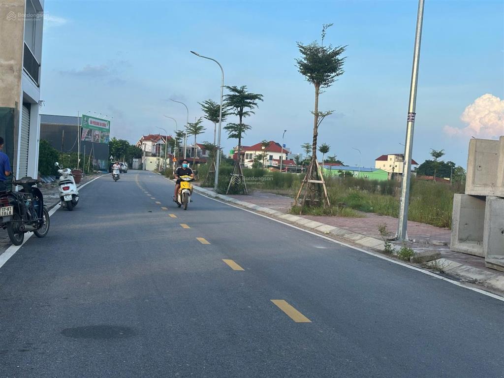 Dãn dân 90m2, mt=hậu=7.5m, vỉa hè 4m, đường7m, 3 thoáng, mễ sở(văn giang), vành đai 4,0971 320 ***