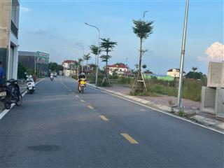 Dãn dân 90m2, mt=hậu=7.5m, vỉa hè 4m, đường7m, 3 thoáng, mễ sở(văn giang), vành đai 4,0971 320 ***