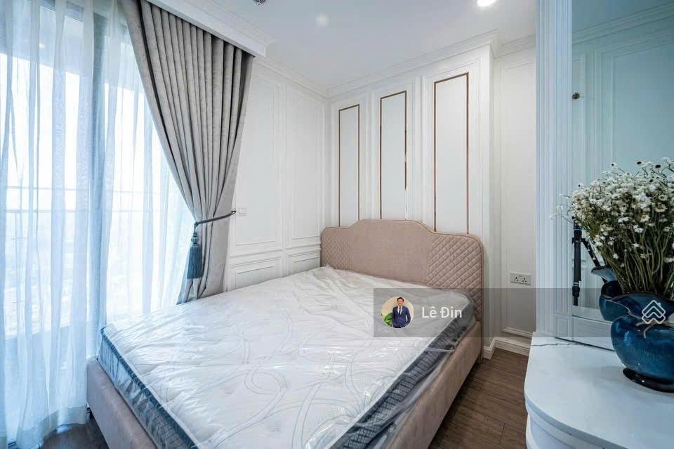 Bán lỗ 1 tỷ 3pn kingdom 101 view quận 1 ngắm pháo hoa. full nt đã có sổ, giá đầu tư.  0989 723 ***