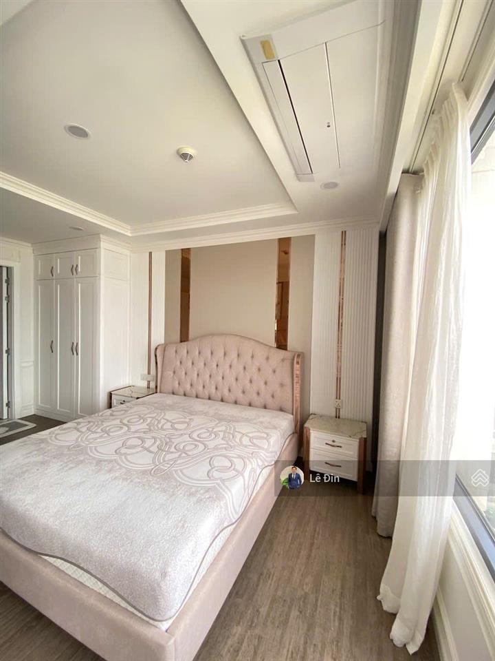 Bán lỗ 1 tỷ 3pn kingdom 101 view quận 1 ngắm pháo hoa. full nt đã có sổ, giá đầu tư.  0989 723 ***