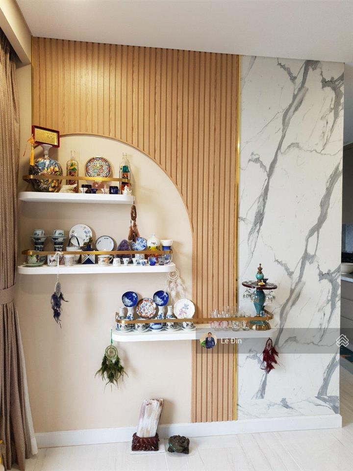 Nắm chủ cứng ngắt kingdom 101 thuê căn 2pn 79m2 view siêu đẹp, full nội thất cao cấp.  0989 723 ***