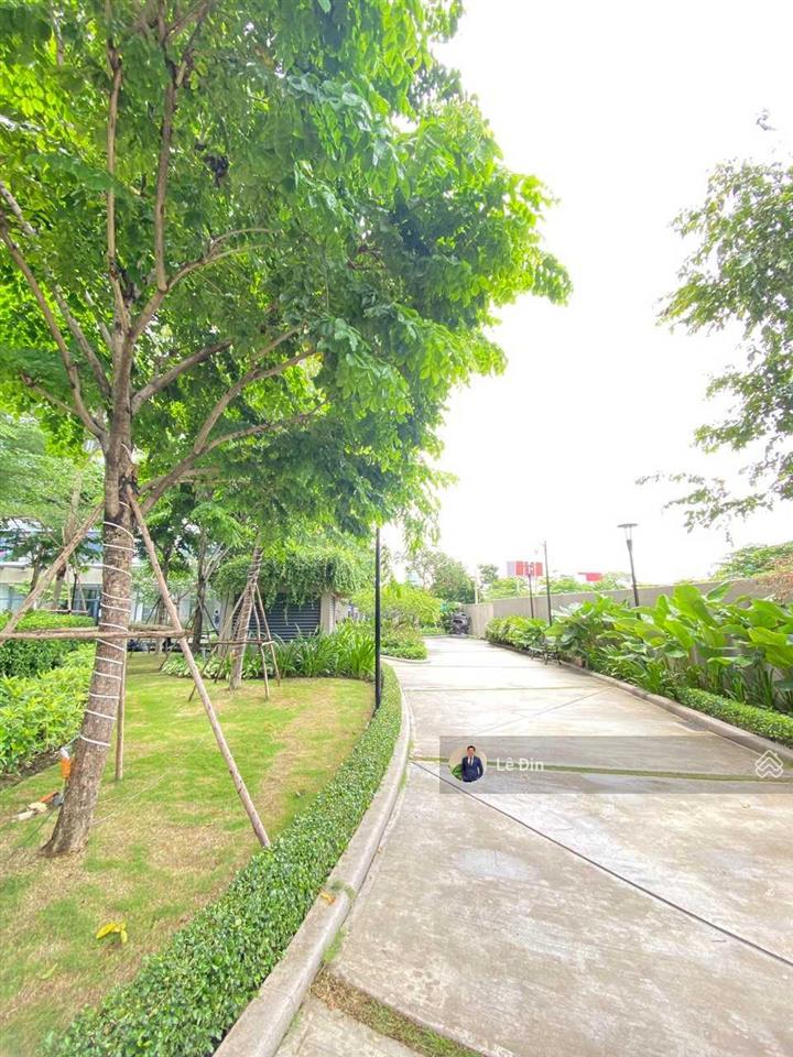 Chính chủ hạ giá thêm 5 triệu, 2pn kingdom 101 tầng view thoáng, full nội thất xách vali vào ở ngay