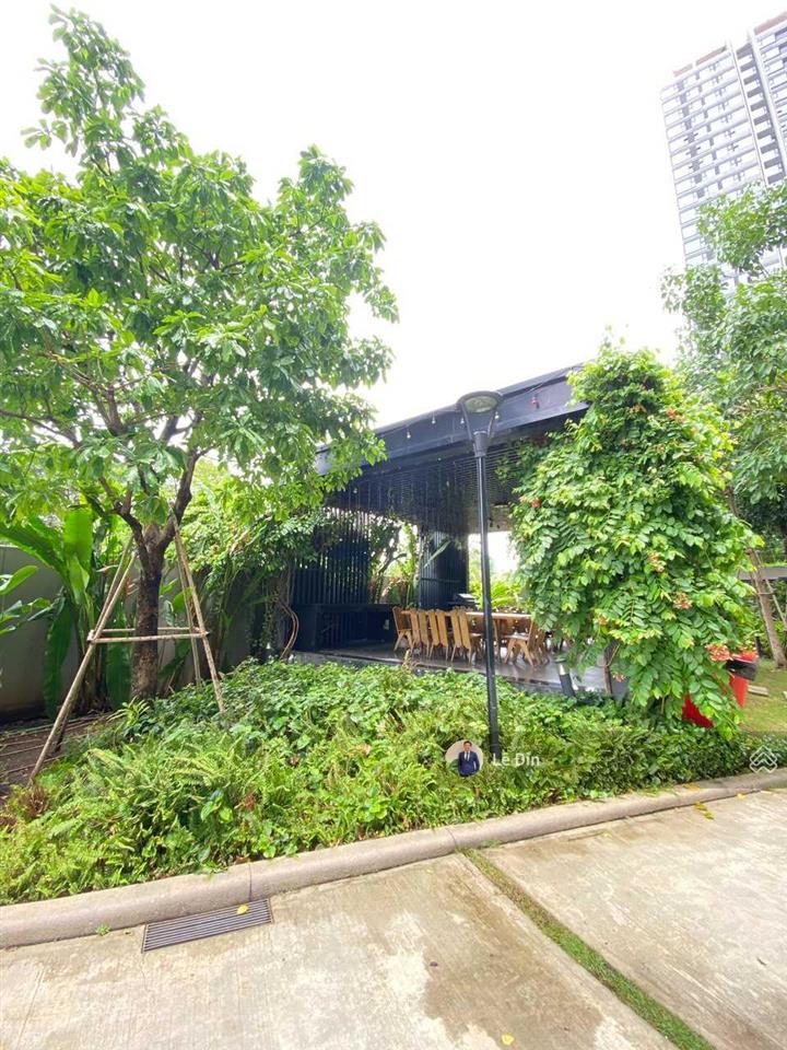 Chính chủ hạ giá thêm 5 triệu, 2pn kingdom 101 tầng view thoáng, full nội thất xách vali vào ở ngay