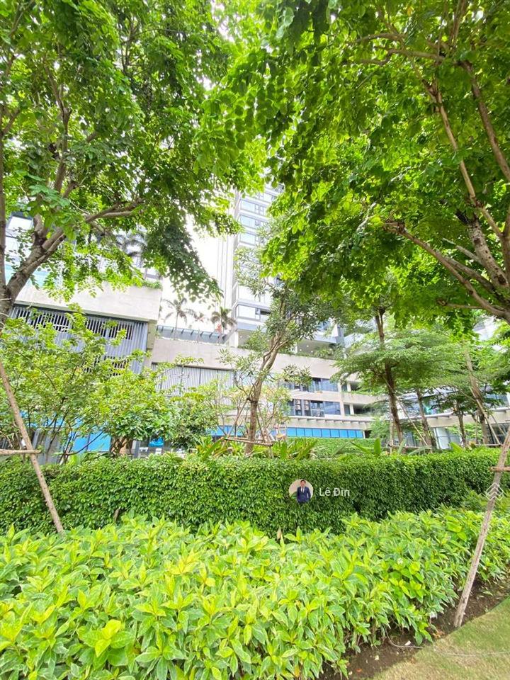Chính chủ hạ giá thêm 5 triệu, 2pn kingdom 101 tầng view thoáng, full nội thất xách vali vào ở ngay