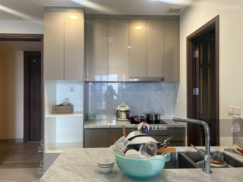 Chủ kẹt tiền cần bán lỗ căn hộ kingdom101, 73m2, full nội thất giá siêu rẻ.  0989 723 ***  mr đin