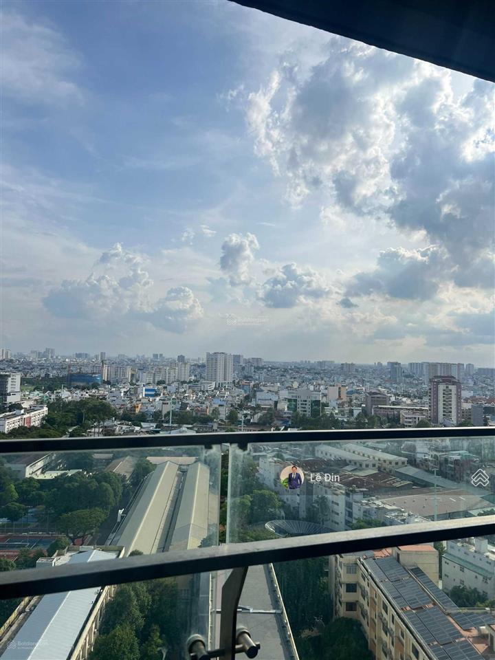 Chủ kẹt tiền cần bán lỗ căn hộ kingdom101, 73m2, full nội thất giá siêu rẻ.  0989 723 ***  mr đin