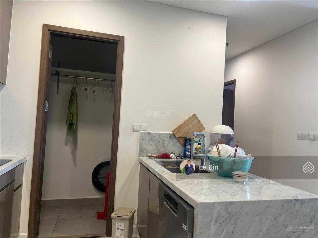 Chủ kẹt tiền cần bán lỗ căn hộ kingdom101, 73m2, full nội thất giá siêu rẻ.  0989 723 ***  mr đin
