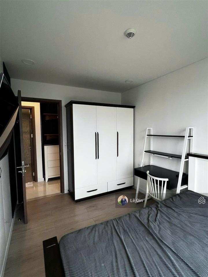 Tổng hợp nhiều căn 2pn kingdom 101 bán rẻ hơn giá thị trường, đã có sổ, bank hỗ trợ vay 70% giá trị