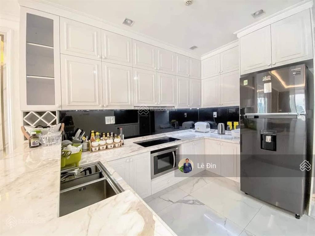 Giảm mạnh giá thuê nhanh 35 triệu diện tích đa dạng 13pn kingdom 101 q10, giá tốt thị trường