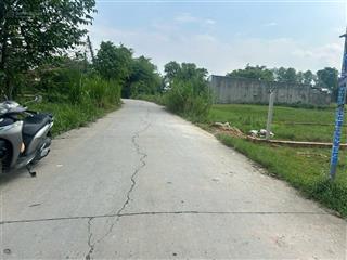 Bán đất 170m² tại long an  mặt tiền đường tỉnh 824 vô 1 sẹt, gần chợ, trường học, siêu thị