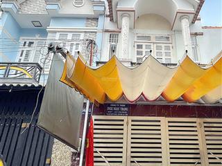 Nguyễn thị đăng ngay chợ giãn dân  5,05m x 15m đúc 1 trệt 2 lầu
