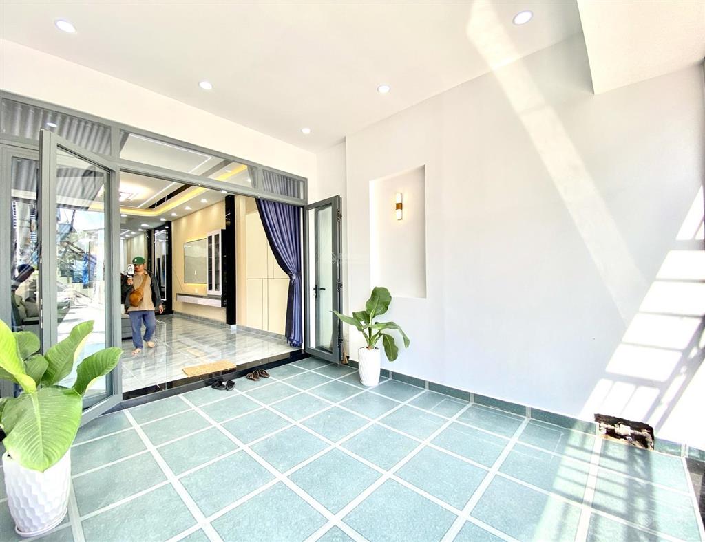 Nhà 80m2 1/ thới an 16  4m x 20m đúc 1 trệt 2 lầu hxh tận nhà