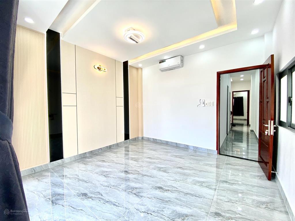 Nhà 80m2 1/ thới an 16  4m x 20m đúc 1 trệt 2 lầu hxh tận nhà