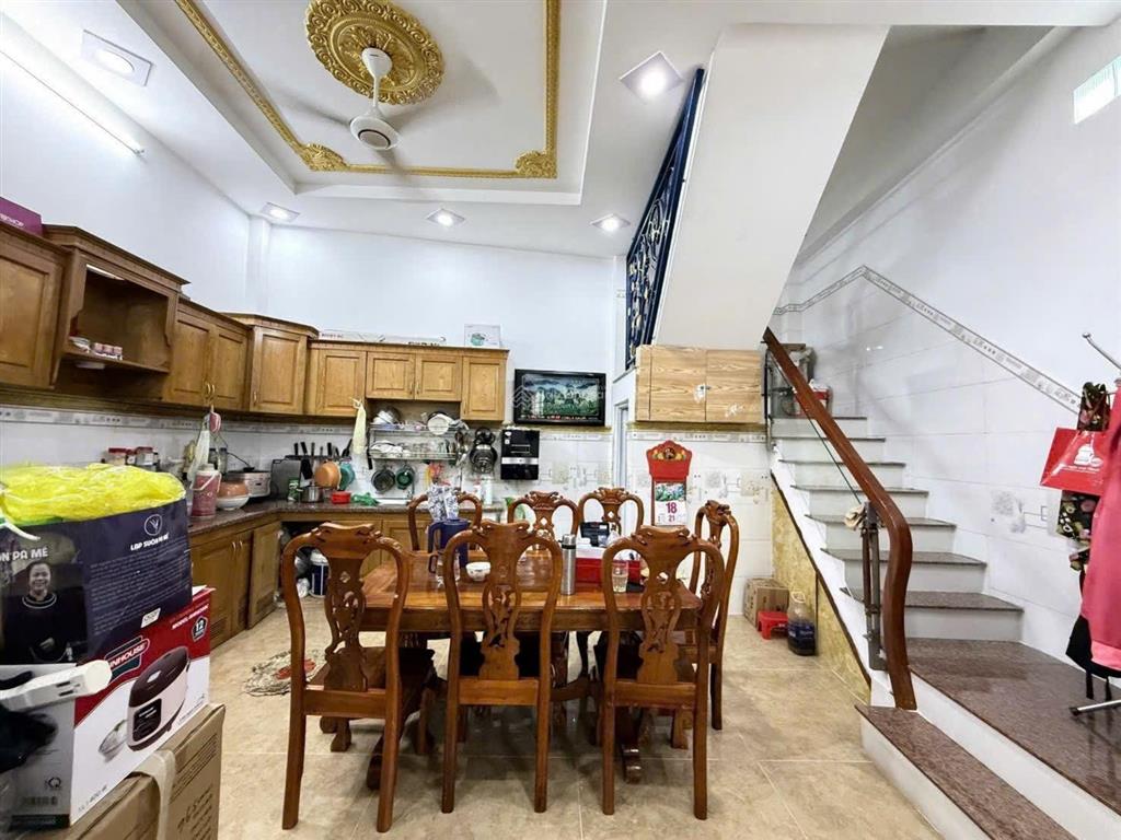 Nhà phố trần thị hè khu vip  5,5m x 13m đúc 1 trệt 2 lầu đường nhựa 8m