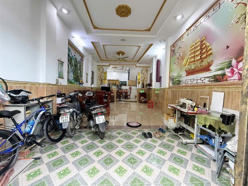 Nhà phố trần thị hè khu vip  5,5m x 13m đúc 1 trệt 2 lầu đường nhựa 8m