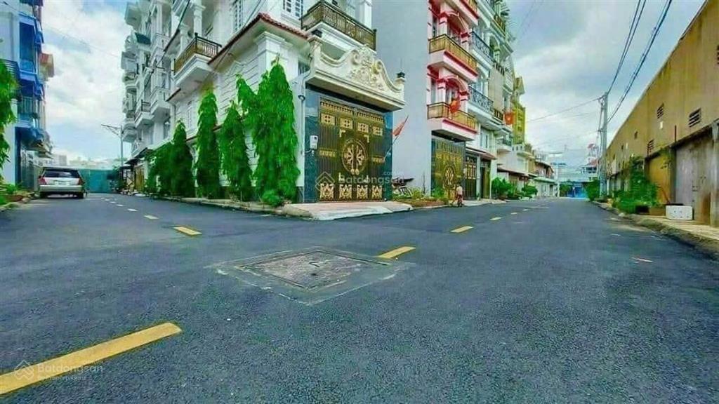 Nhà phố trần thị hè khu vip  5,5m x 13m đúc 1 trệt 2 lầu đường nhựa 8m