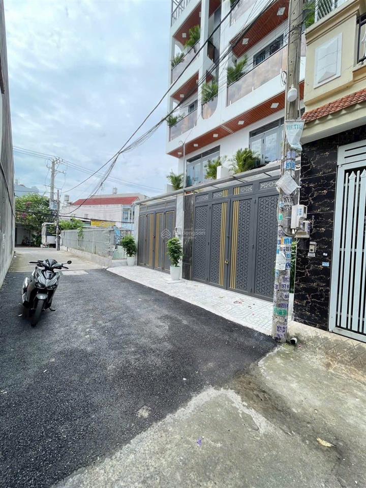 Nhà phố 1/ đường 6m  ngang 4m x 17m 68m2 đúc 1 trệt 2 lầu