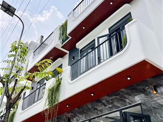 Nhà đẹp sổ riêng, khu phân lô vip 4.7 x 11m. đường 8m vỉa hè xây xanh. tx52 ngay trục hà huy giáp