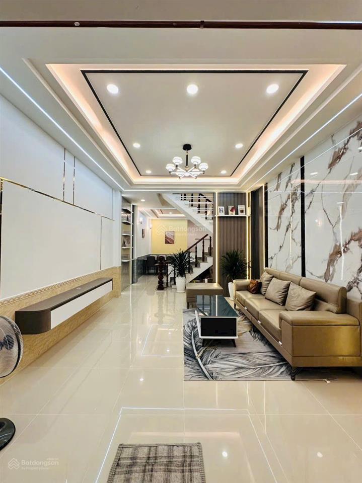 Nhà phố sổ riêng, mẫu hiện đại, hẻm 6m xe tải. ngay tx22 chợ minh phát hà huy giáp. sát gò vấp
