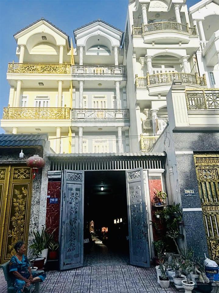 Nhà phố sổ riêng, khu phân lô đ. hiệp thành 13, ngay chợ. 4x18m. trệt, 3 lầu, 5pn. đường 10m thông