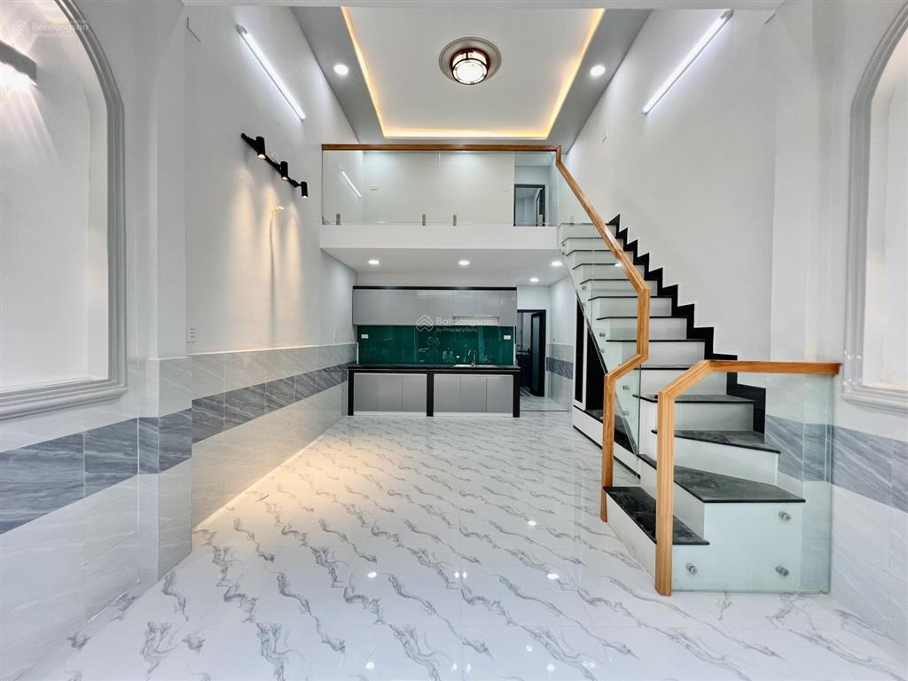 Nhà mới sổ riêng, ngay dương thị mười, bvq12 giáp gv. 4.2 x 12m. trệt, lửng, 3pn, 2wc, hẻm xe hơi