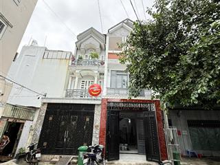 Nhà phố sổ riêng, dt khủng 4x18m, cn 72m2. đường xe tải né nhau. ngay công an, metro q12 giáp gv