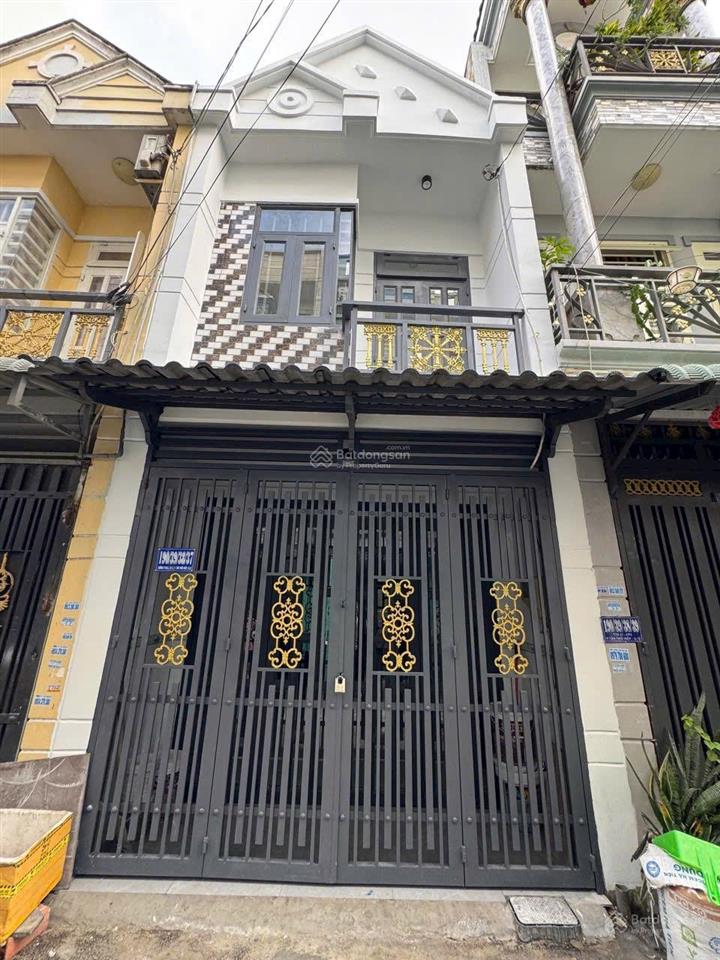 Nhà đẹp sổ riêng ngay bệnh viện q12. hẻm nhựa 4m, nhà trệt lầu, 2pn, 2wc. giáp ranh gò vấp