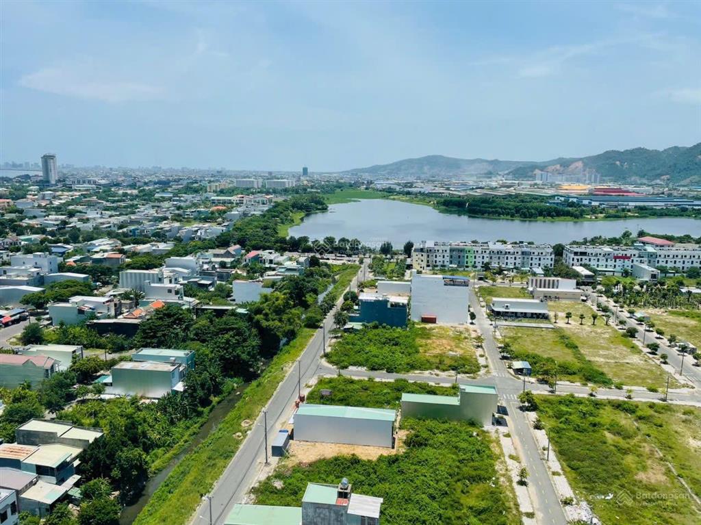 Hot căn 3pn sổ sẵn công chứng, trả trước 300tr còn lại hỗ trợ vay 3 bên, cho thuê  ở ngay liền