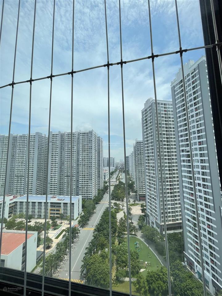 Bán căn hộ 65m2, 2 tầng duplex cạnh times city, tầng thoáng view đẹp, mát mẻ, nội thất đầy đủ