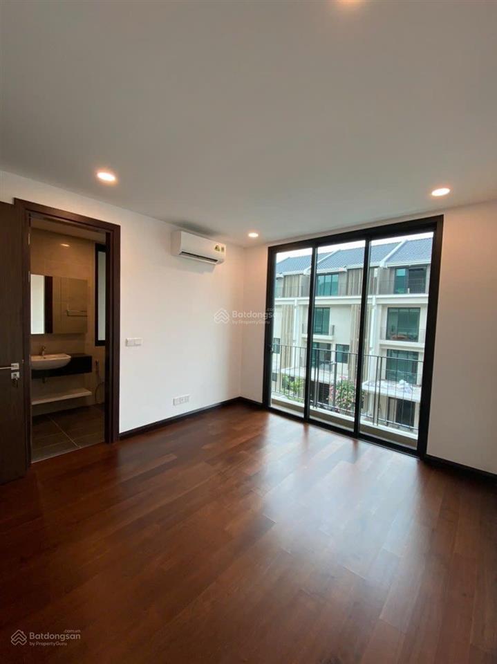 Cần bán liền kề the masion. diện tích 154m2. hoàn thiện full nội thất.  0983 983 ***