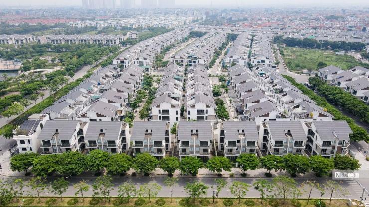Chính chủ cần bán gấp căn b01.06 an vượng villa. dt 189m2. hướng tây bắc. đường rộng 17.5m
