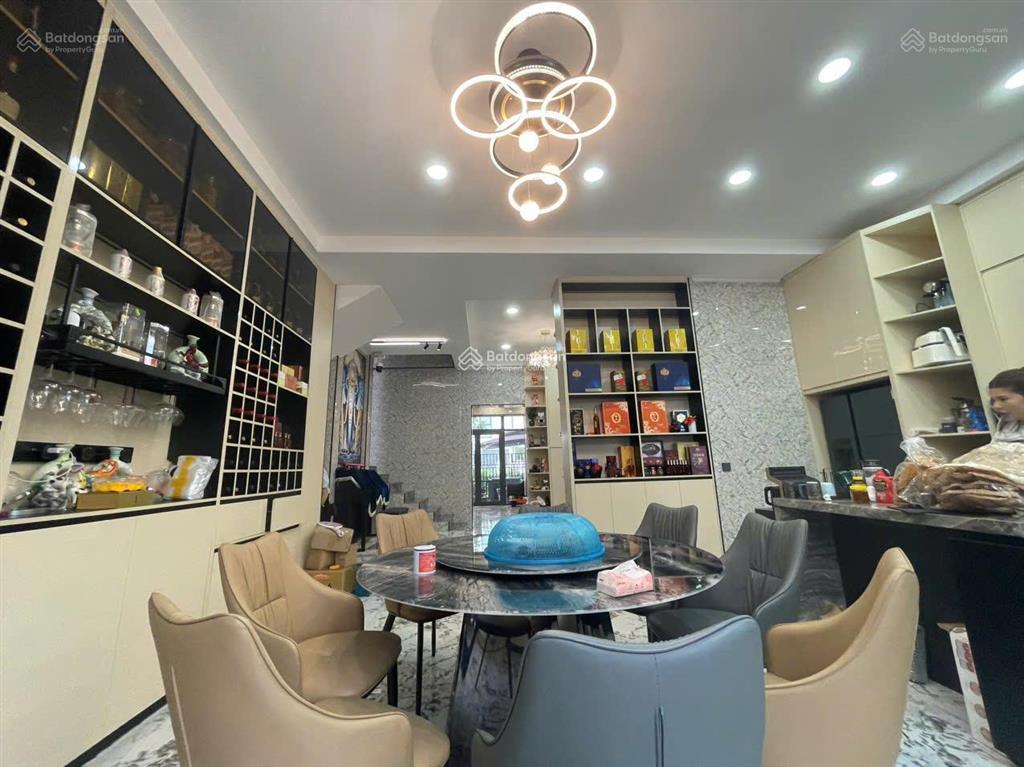 Cho thuê biệt thự dương nội. hoàn thiện full nội thất.  0983 983 ***